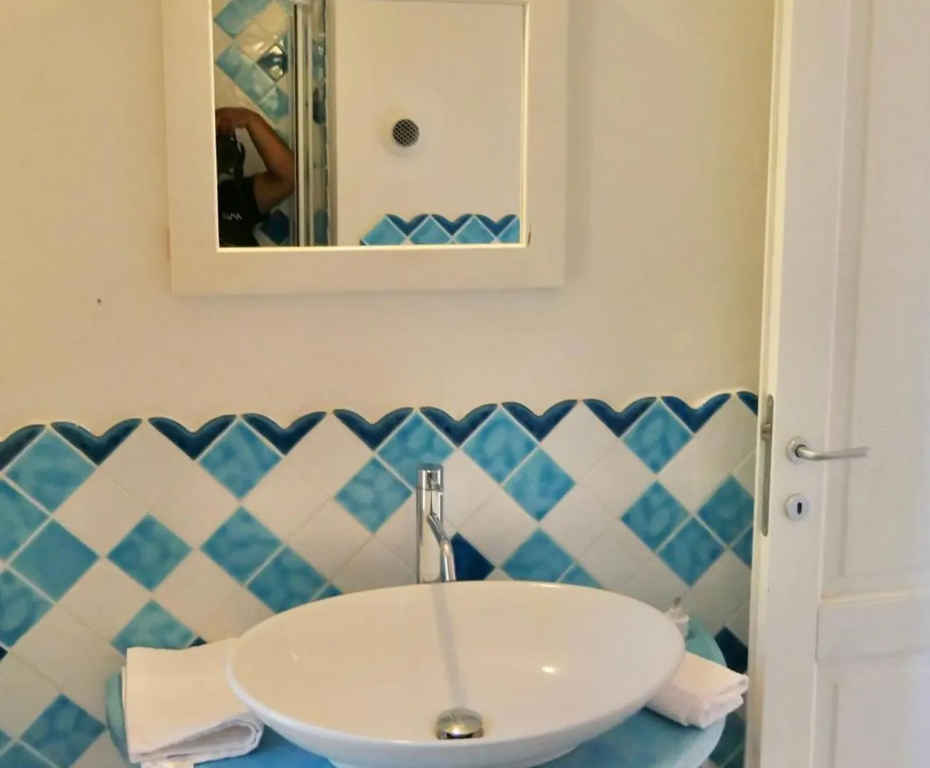 Iss Travel, Sea View Villa Ursula - 4 Bedrooms And 4 Bathrooms San Teodoro
