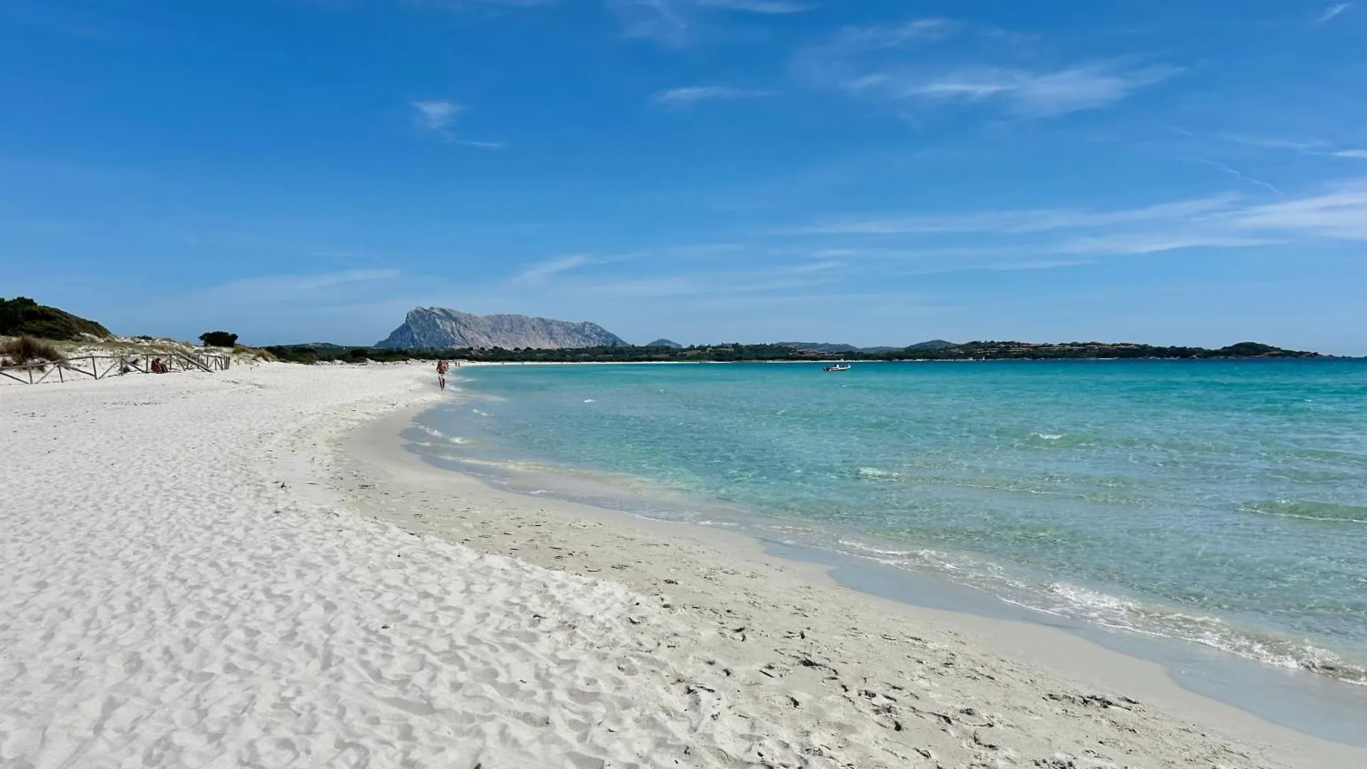 Iss Travel, Sea View Villa Ursula - 4 Bedrooms And 4 Bathrooms San Teodoro  Italy